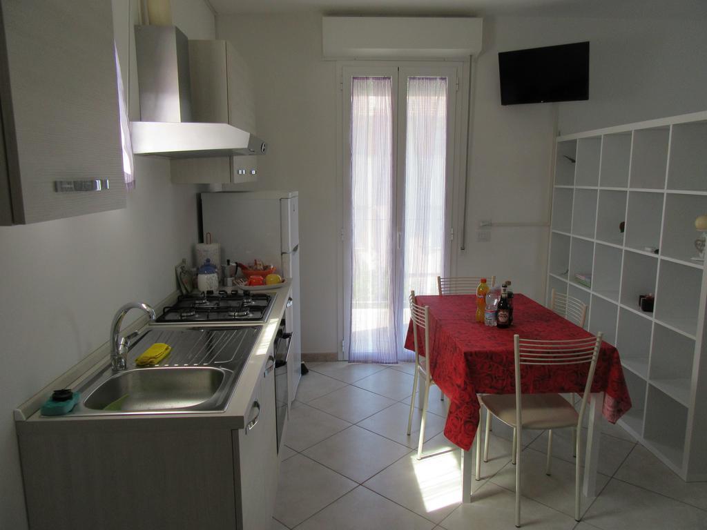 Appartamento L'Ulivo กราดารา ภายนอก รูปภาพ