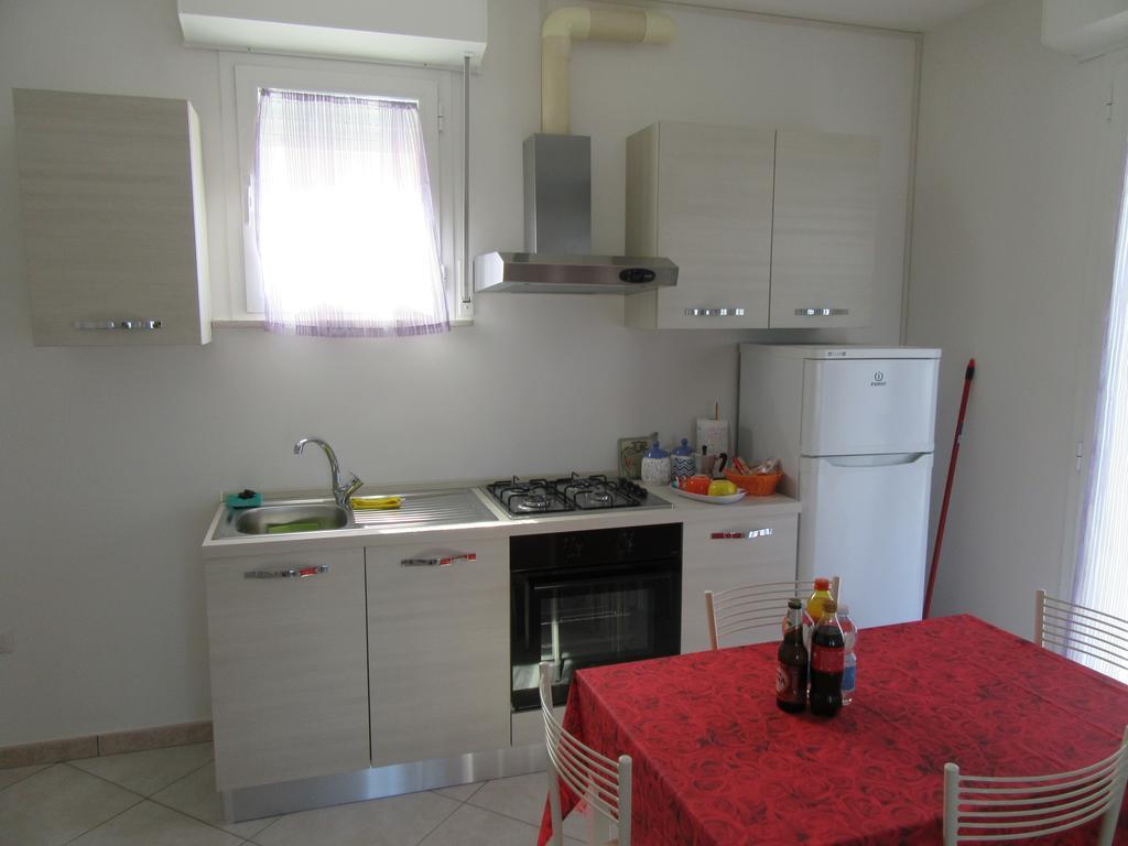 Appartamento L'Ulivo กราดารา ภายนอก รูปภาพ