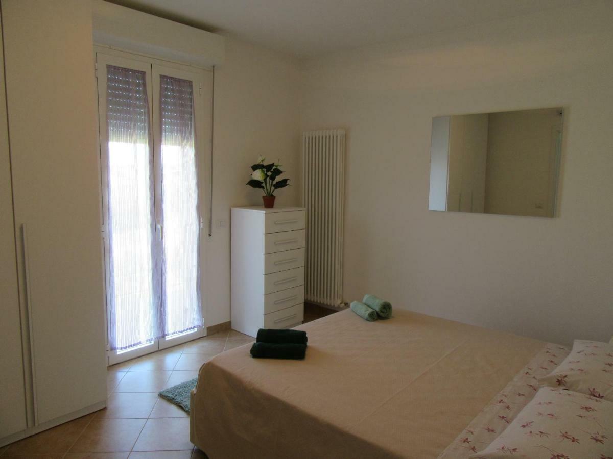 Appartamento L'Ulivo กราดารา ภายนอก รูปภาพ