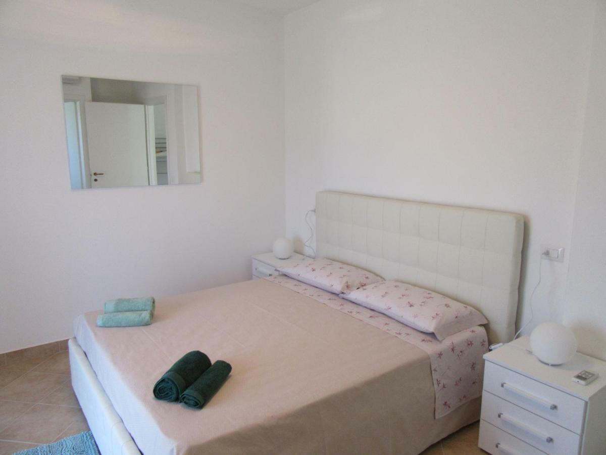 Appartamento L'Ulivo กราดารา ภายนอก รูปภาพ