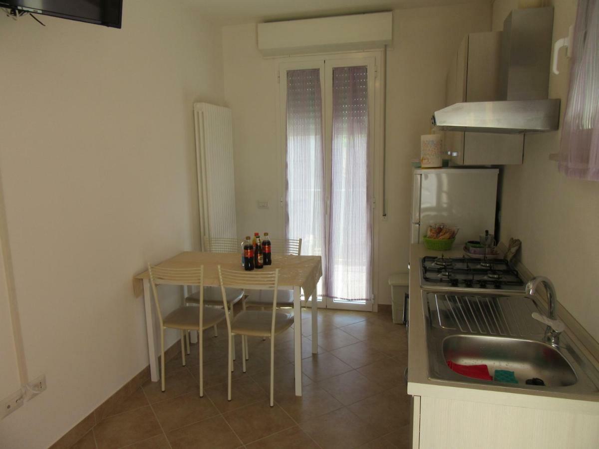 Appartamento L'Ulivo กราดารา ภายนอก รูปภาพ
