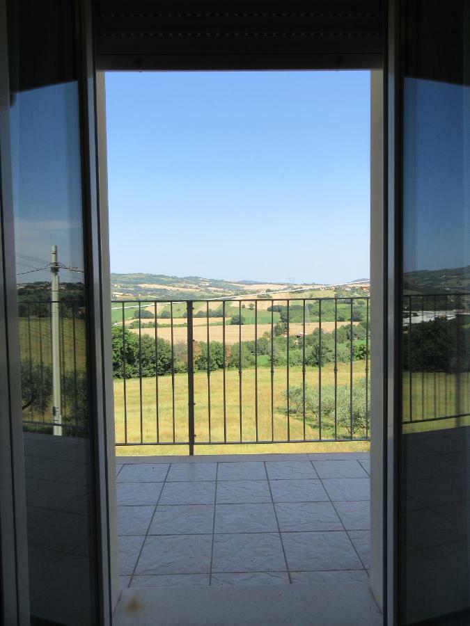 Appartamento L'Ulivo กราดารา ภายนอก รูปภาพ